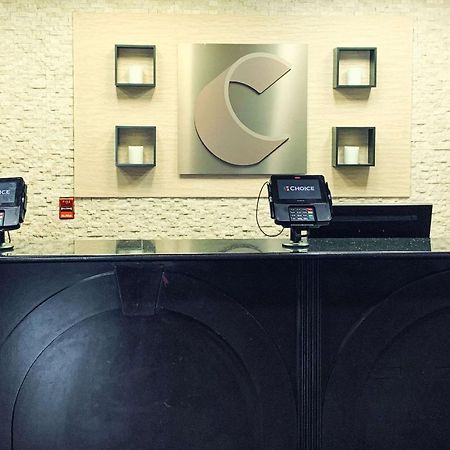 Comfort Inn & Suites Atlanta-Smyrna מראה חיצוני תמונה
