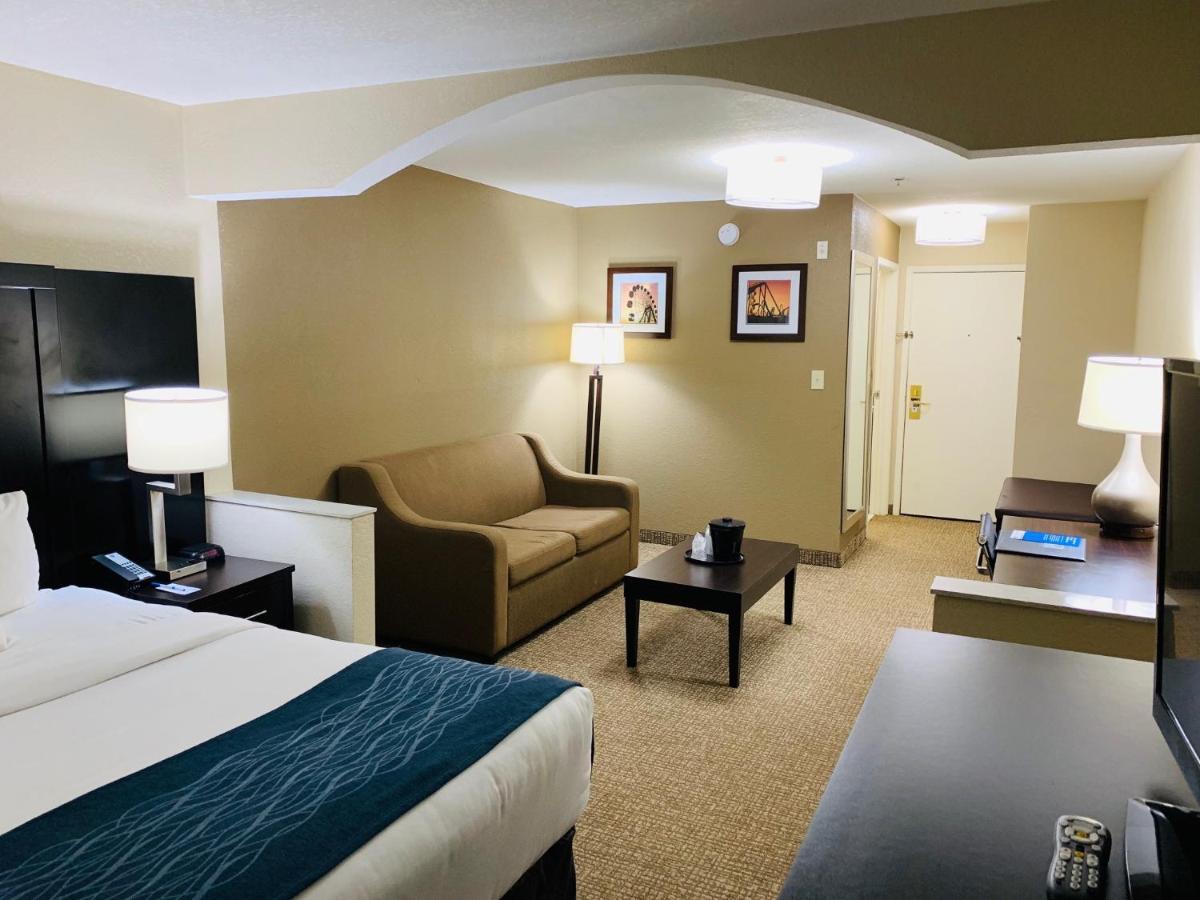 Comfort Inn & Suites Atlanta-Smyrna מראה חיצוני תמונה