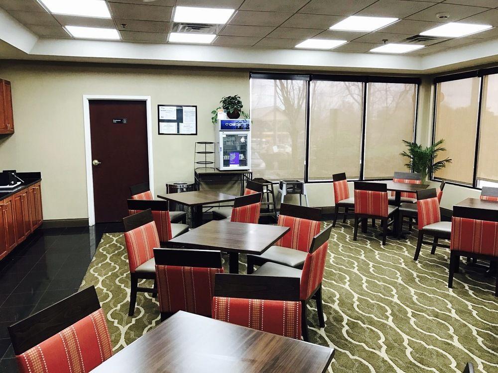 Comfort Inn & Suites Atlanta-Smyrna מראה חיצוני תמונה