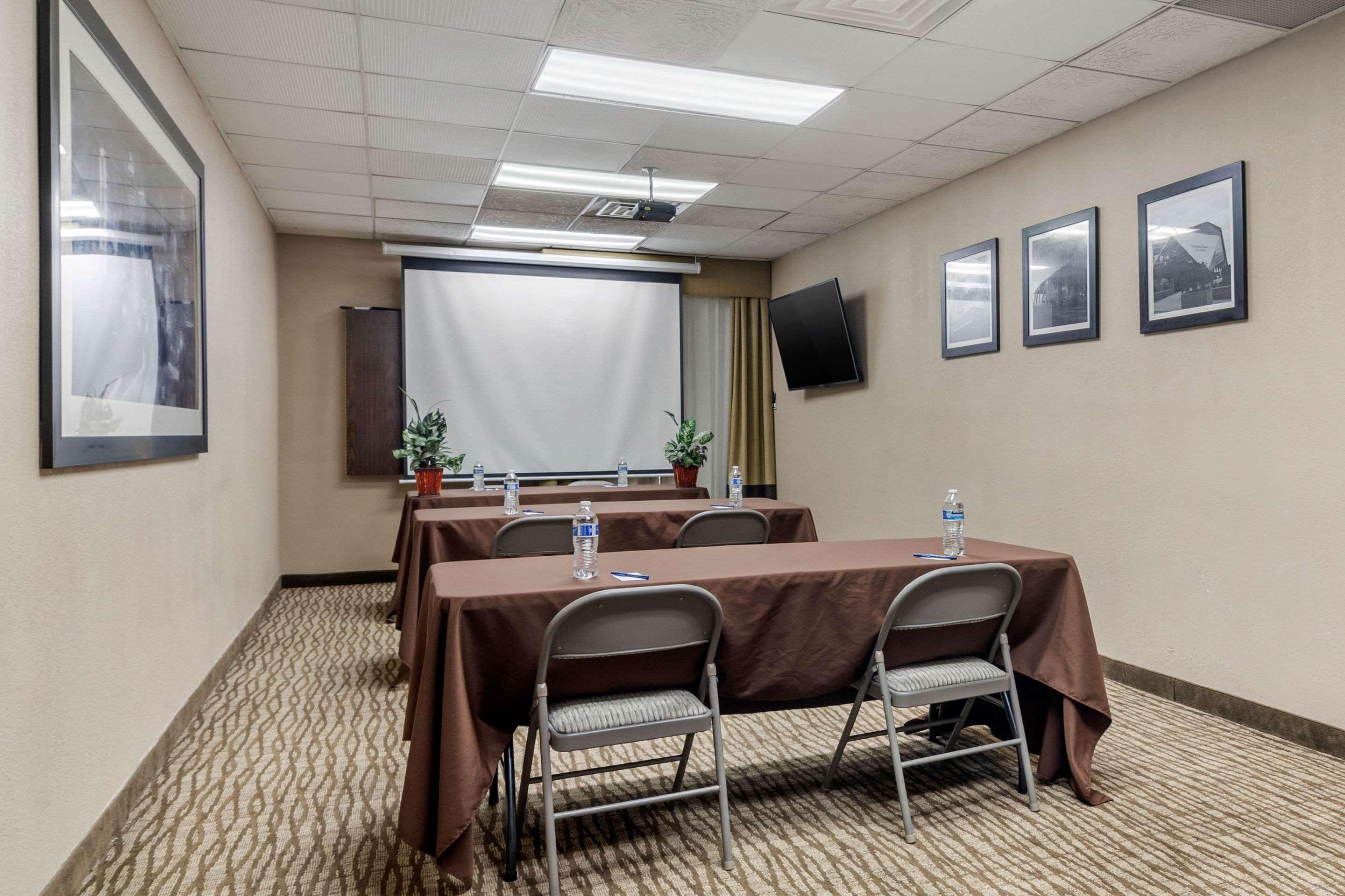 Comfort Inn & Suites Atlanta-Smyrna מראה חיצוני תמונה