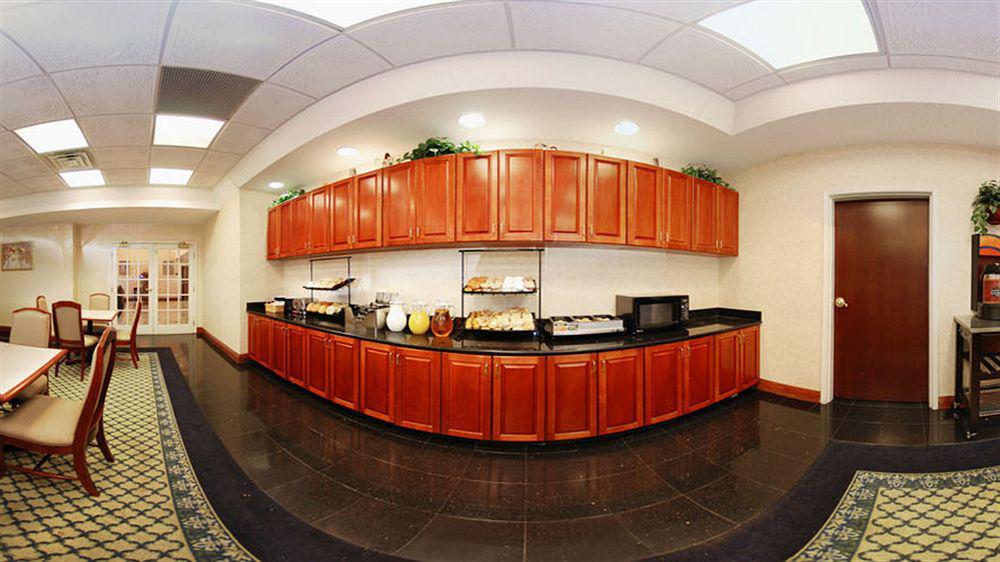 Comfort Inn & Suites Atlanta-Smyrna מראה חיצוני תמונה